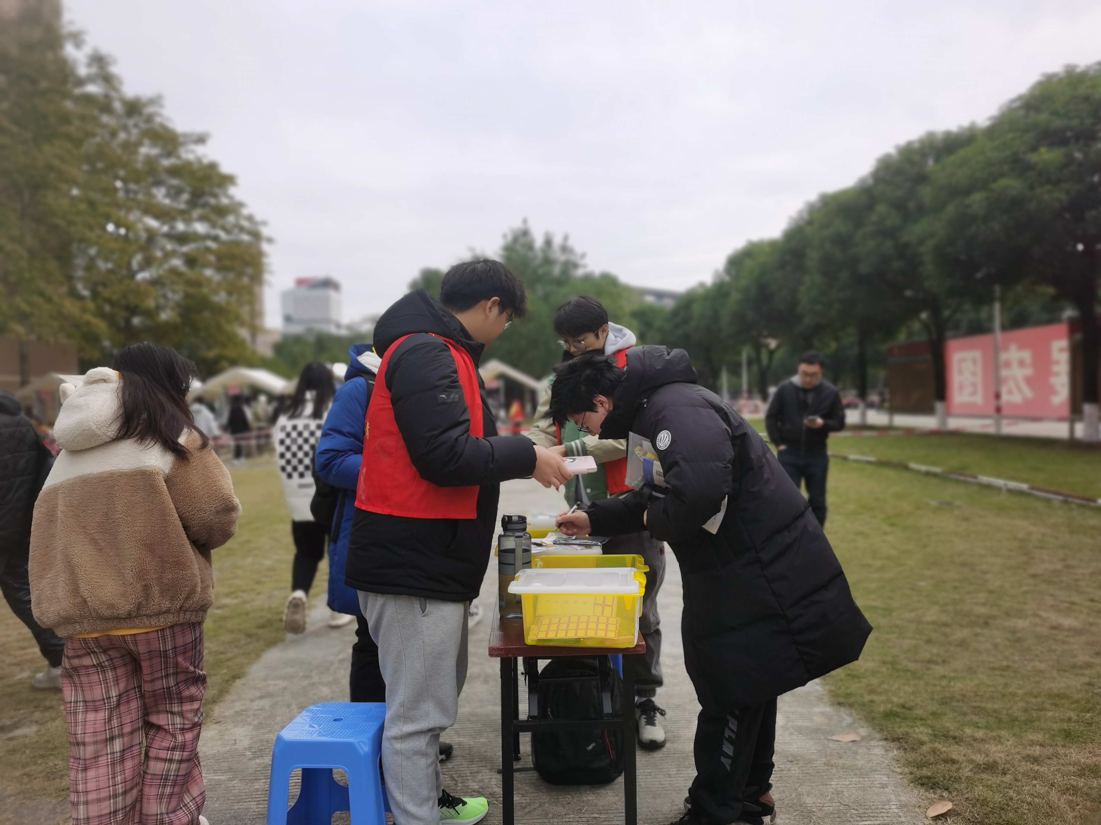 20231224研考照片招考中心唐君涵jpg 20231224研考照片招考中心唐君涵jpg