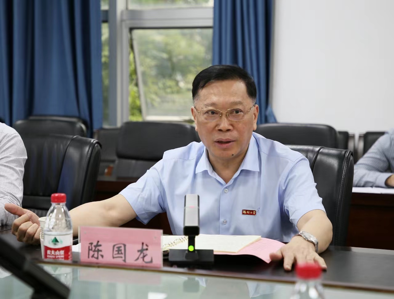 20240430陈国龙书记亲自参加新质生产力融入马克思主义基本原理课程教学集体备课会-马院.jpg 20240430陈国龙书记亲自参加新质生产力融入马克思主义基本原理课程教学集体备课会-马院.jpg